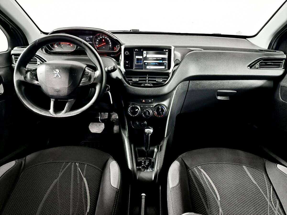 Купить Peugeot 208, 2013, 70 100 км, фото №12
