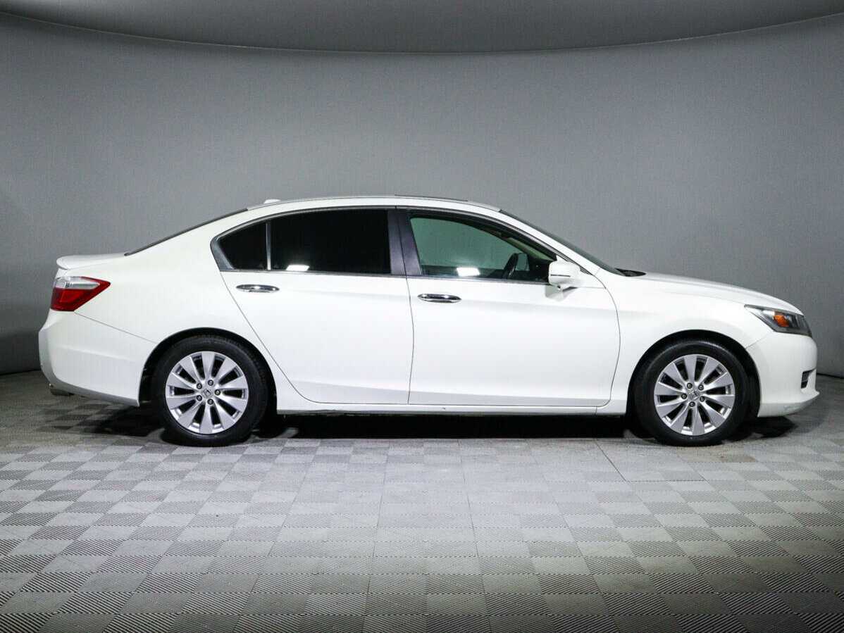 Купить Honda Accord, 2012, 78 435 км, фото №4