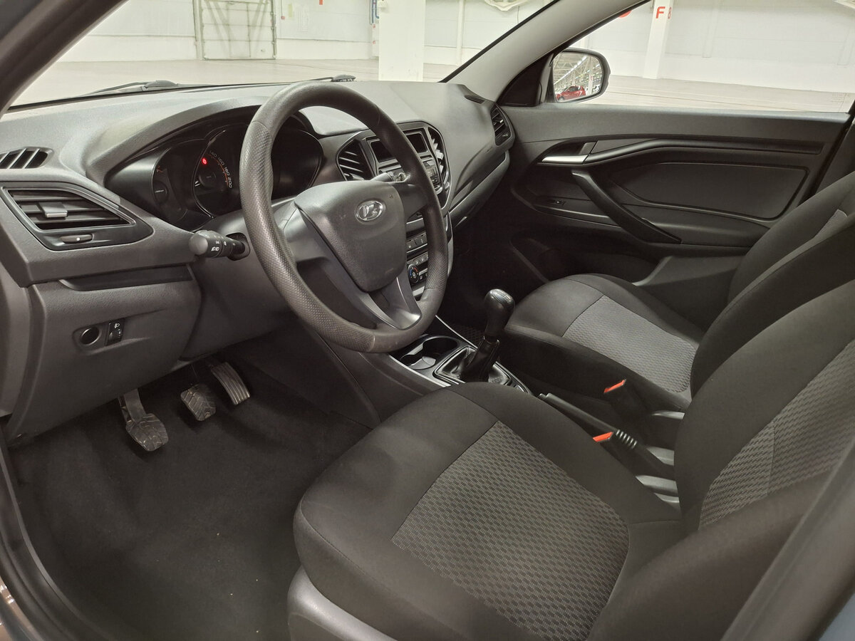 Купить Lada (ВАЗ) Vesta I, 2019, 97 451 км, фото №16