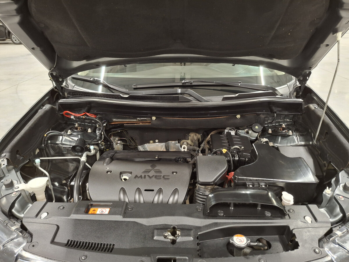 Купить Mitsubishi Outlander III Рестайлинг 2, 2015, 174 713 км, фото №9