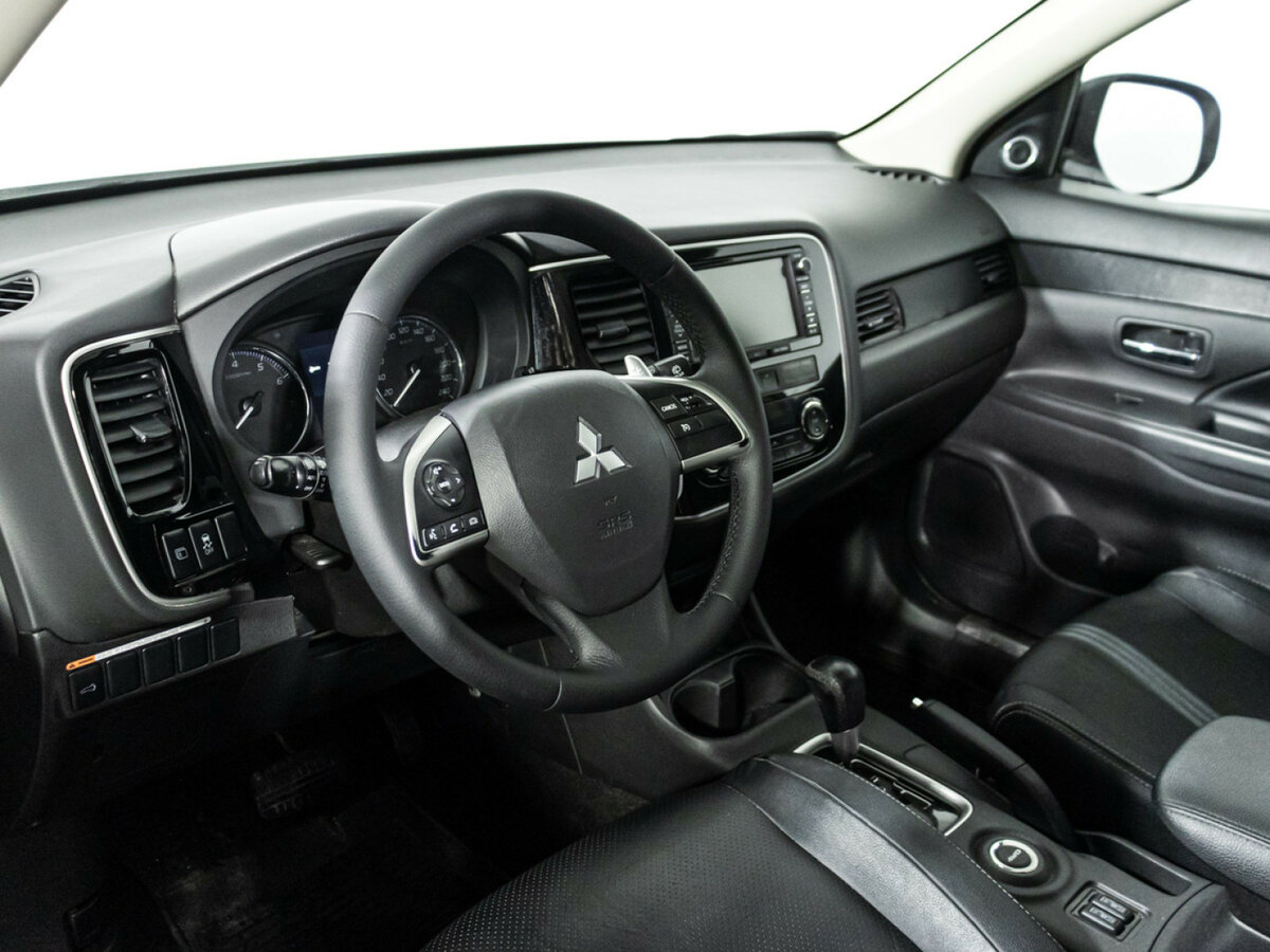 Купить Mitsubishi Outlander III Рестайлинг, 2014, 175 868 км, фото №10